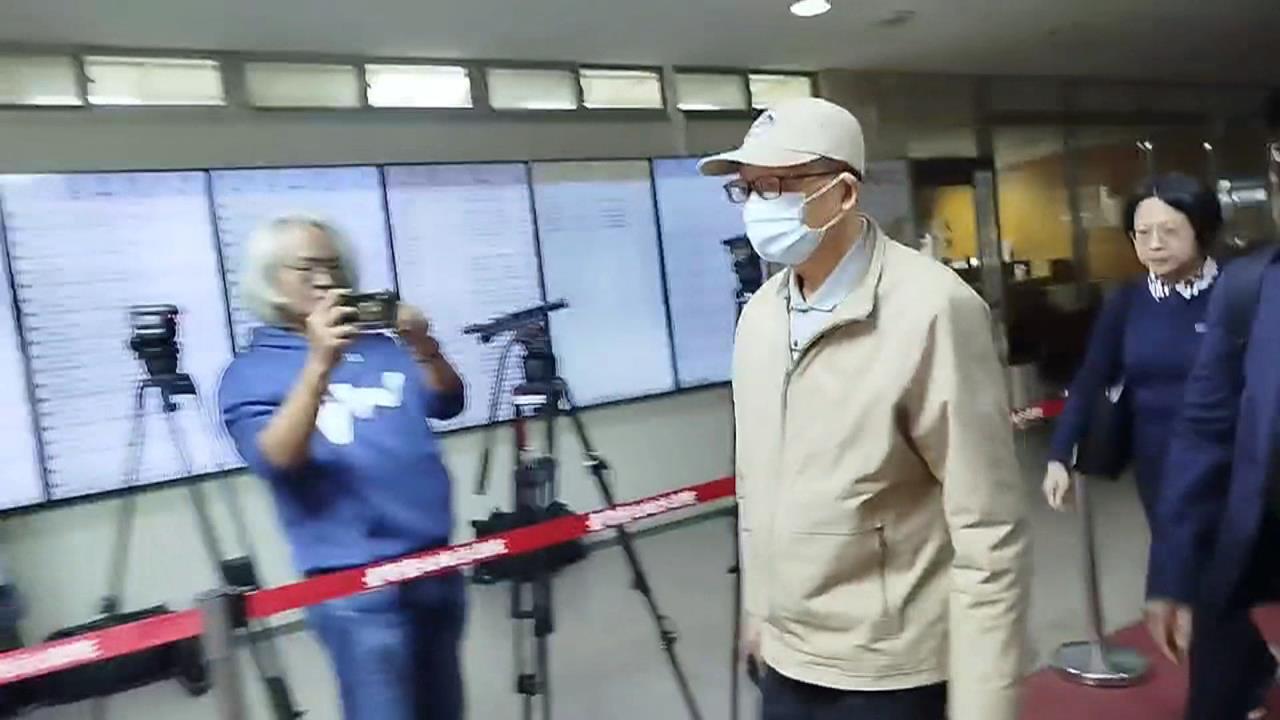 涉貪羈押174天重獲自由! 陳歐珀身形消瘦交保後首次開庭