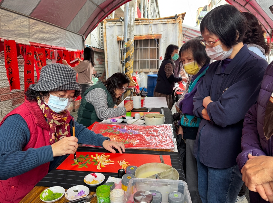 快新聞／延續40年傳統！台中福正宮「尾牙」暖供湯圓與民分享　名師揮毫送春聯