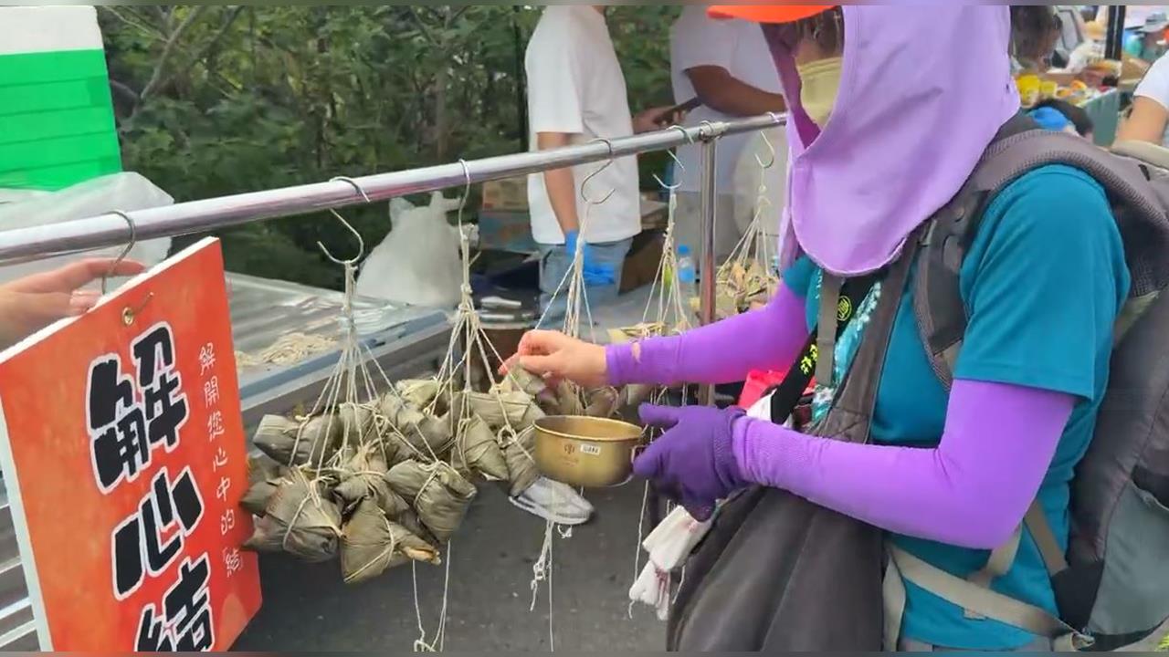 白沙屯媽祖ＤＡＹ６！　彰化出發停駕鹿港　補給站「甜筒米糕、西螺小吃」創意十足