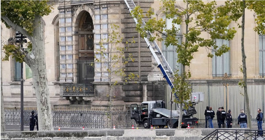 巴黎羅浮宮驚天竊案「3主嫌落網」　檢方酸：只是業餘地方小混混