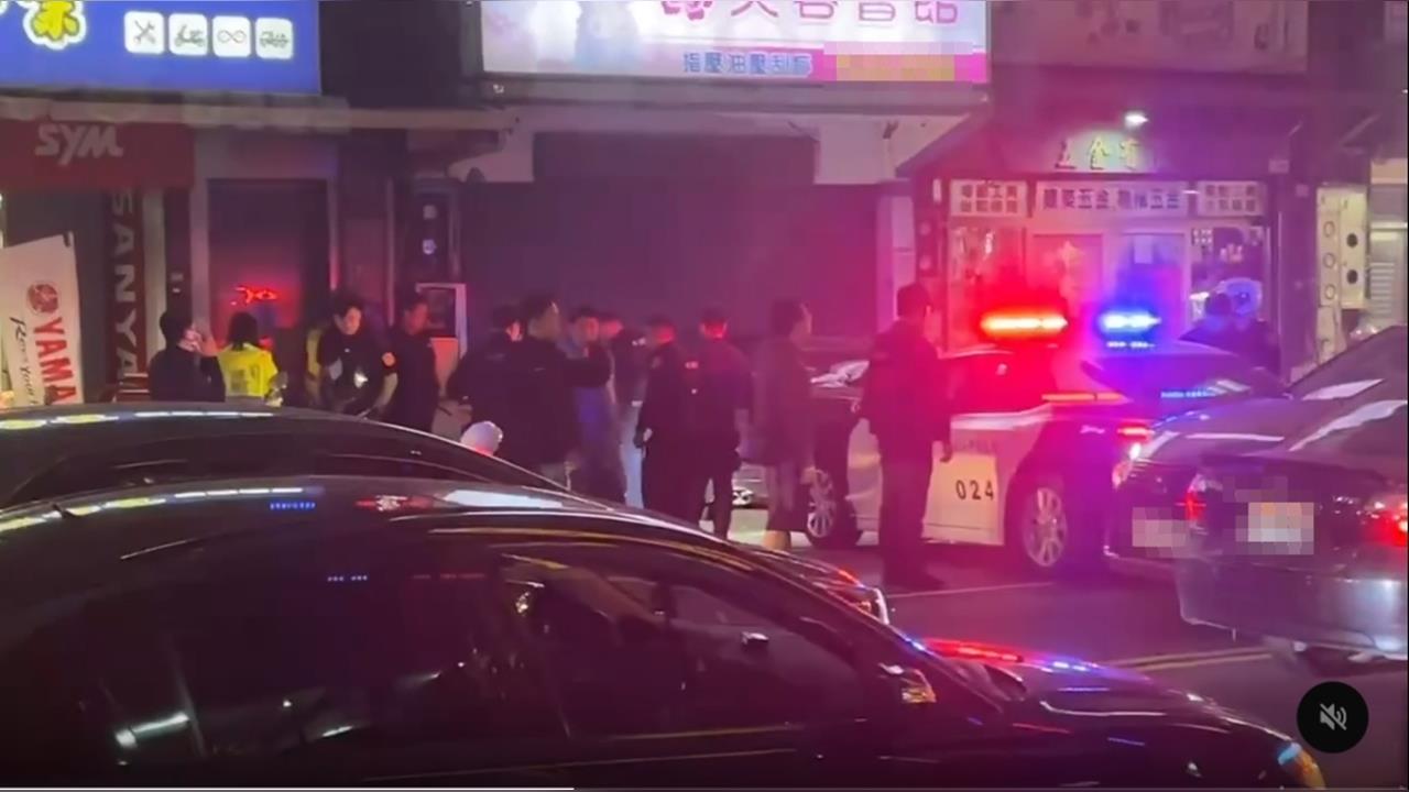 桃園驚傳槍響！通緝犯開車拒檢再衝撞　警開20槍逮人