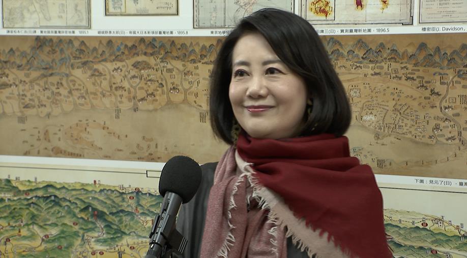 快新聞／翁曉玲再嗆多讀幾遍憲法　吳思瑤酸「又創造驚句」：我民意基礎大於妳