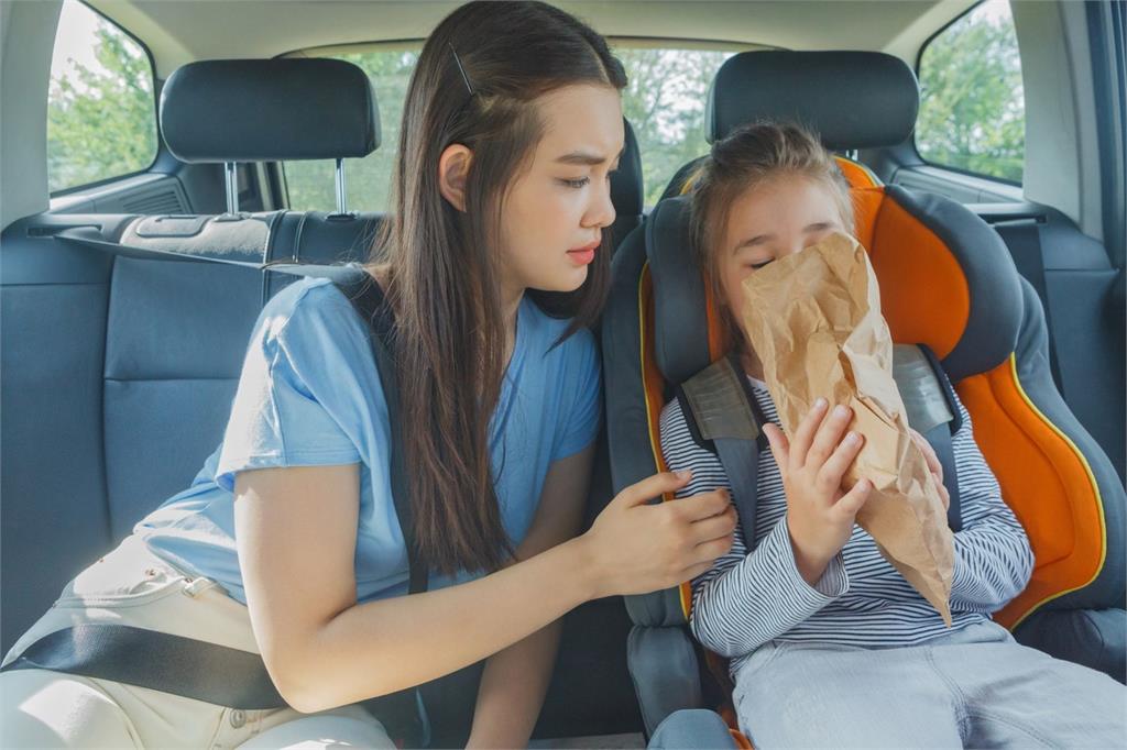 名古屋大學突破性研究　聆聽特殊音波1分鐘防暈車！試聽者反應曝