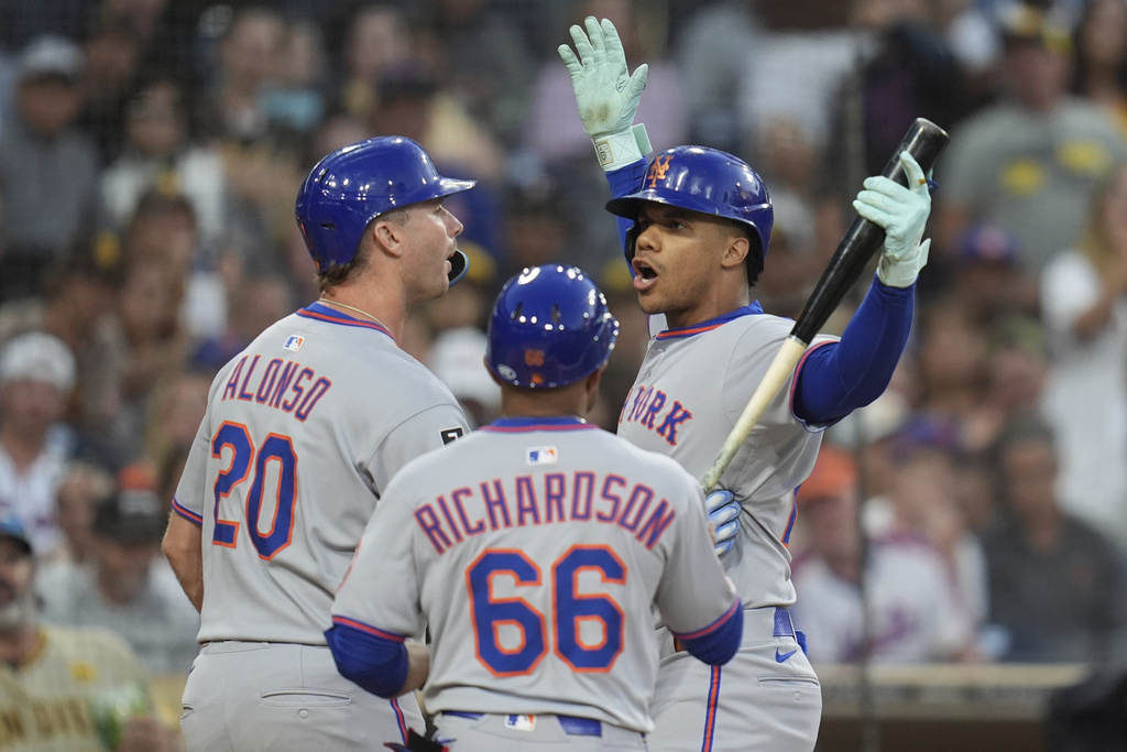 MLB(影)/教士大都會「拉弓之亂」 選球王索托被主審「多邊形好球帶」氣瘋