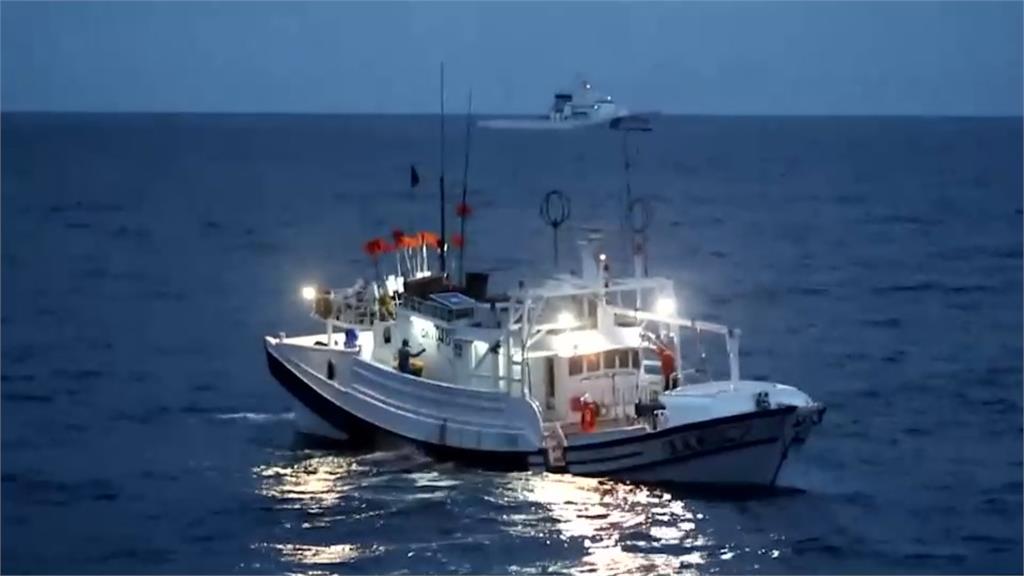日本公務船衝撞蘇澳籍漁船 海巡基隆艦馳援成功戒護返航