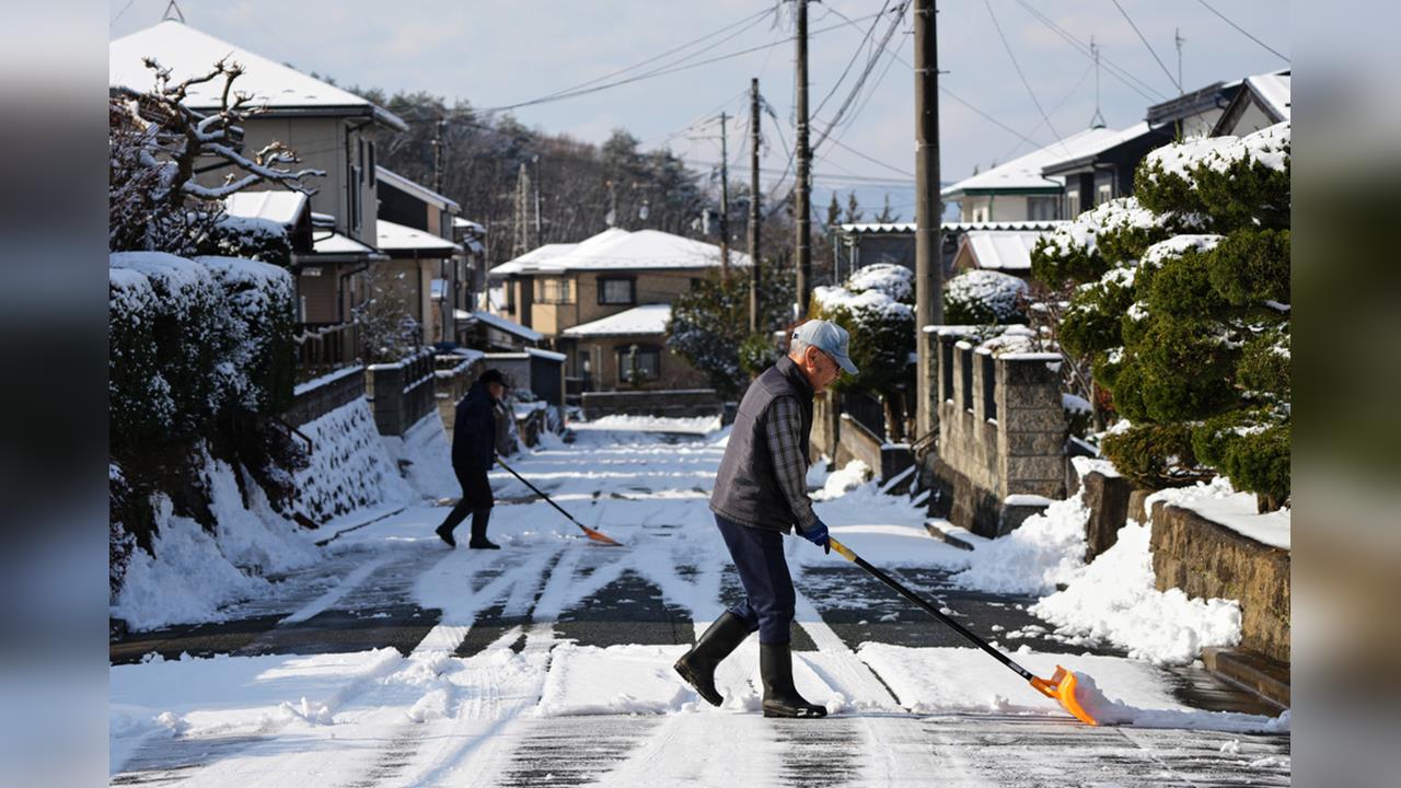 日本將迎9天新年連假　西北沿海嚴防風雪　影響交通
