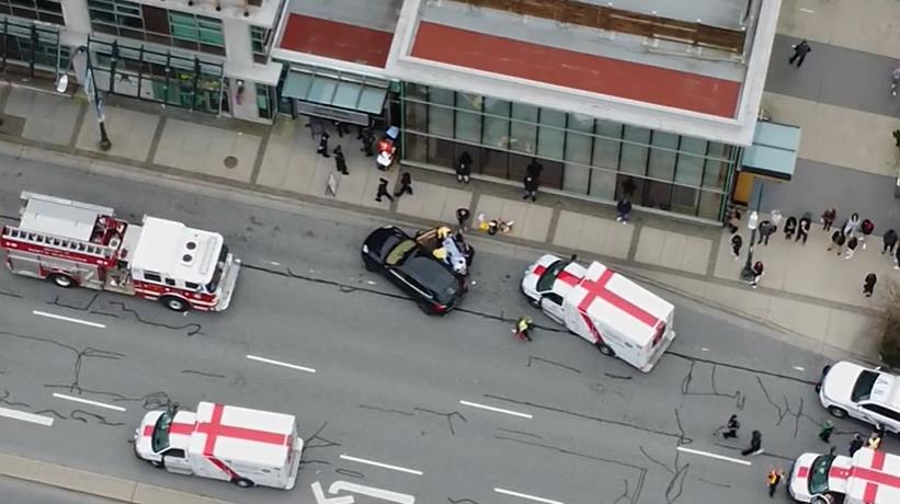 加拿大傳圖書館砍人 1死6傷1男子被捕