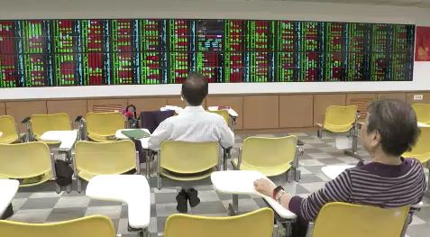 股民、八大公股銀行狂買 0056 目前進場殖利率超過12%