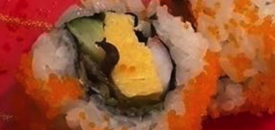 快新聞／驚！吃壽司到一半竟見「活體蛞蝓」　衛福部曾示警「生吃蝸牛恐致死」