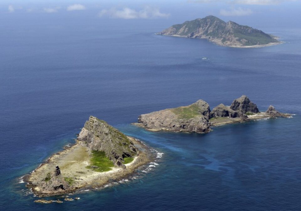 中國撤除釣魚台浮標後　4海警船再闖日本領海