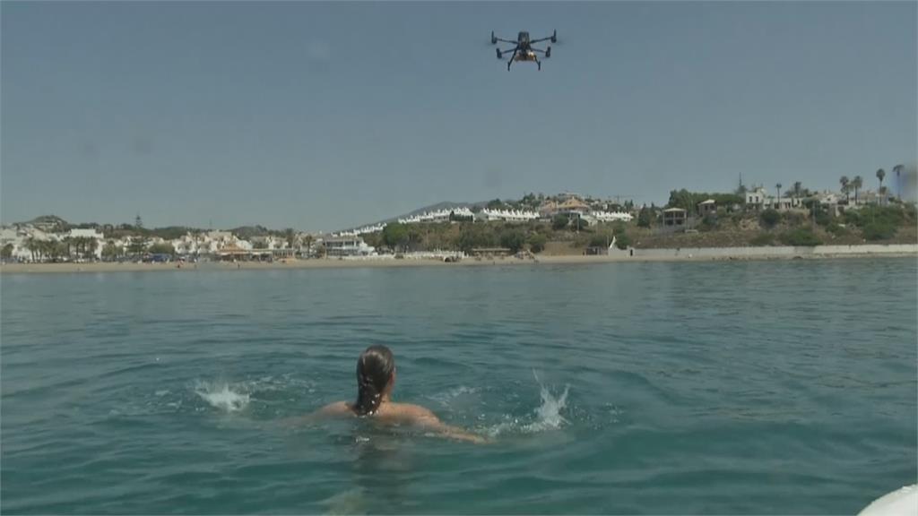 救難演習無人機登場　快速抵海面即刻救援