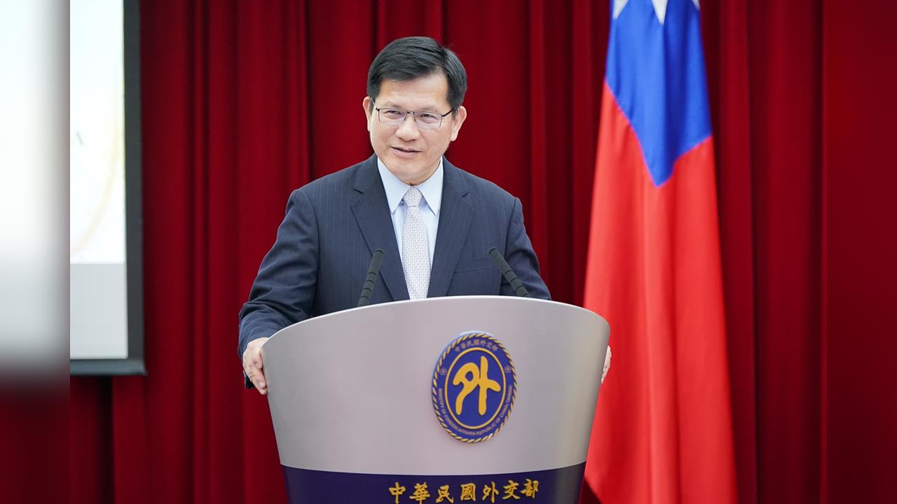 快新聞/AIT揭中共扭曲二戰文件! 林佳龍致謝:PRC無權在國際社會代表台灣