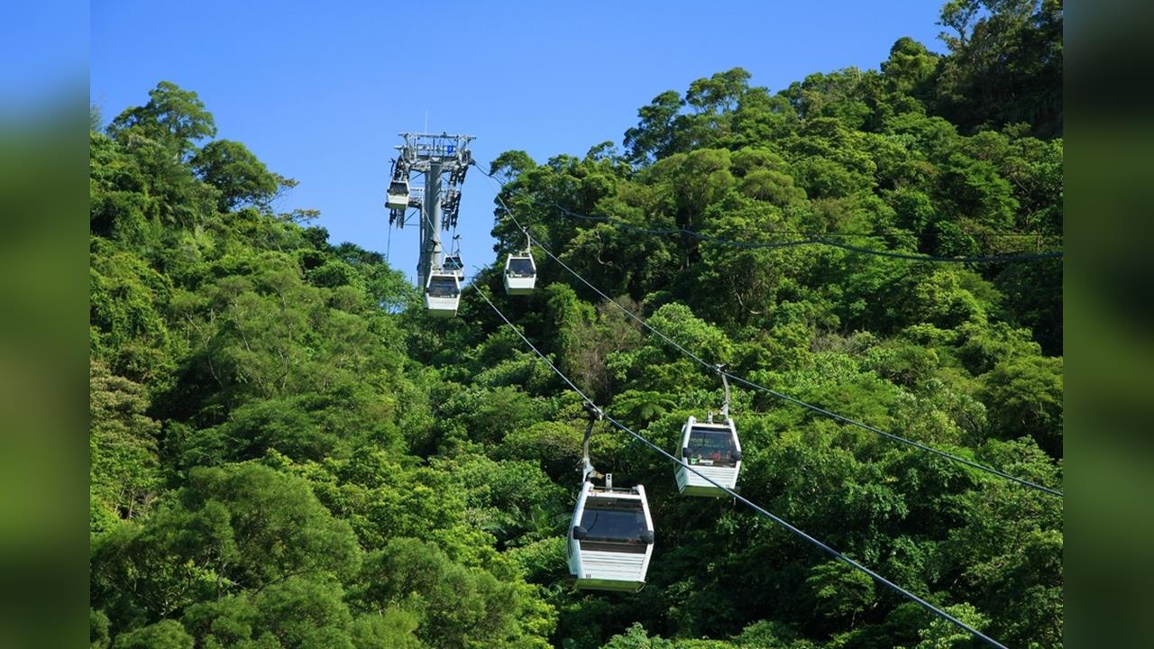 快新聞/大雨伴隨落雷!貓空纜車「暫停服務」 北捷:恢復營運時間另行通知