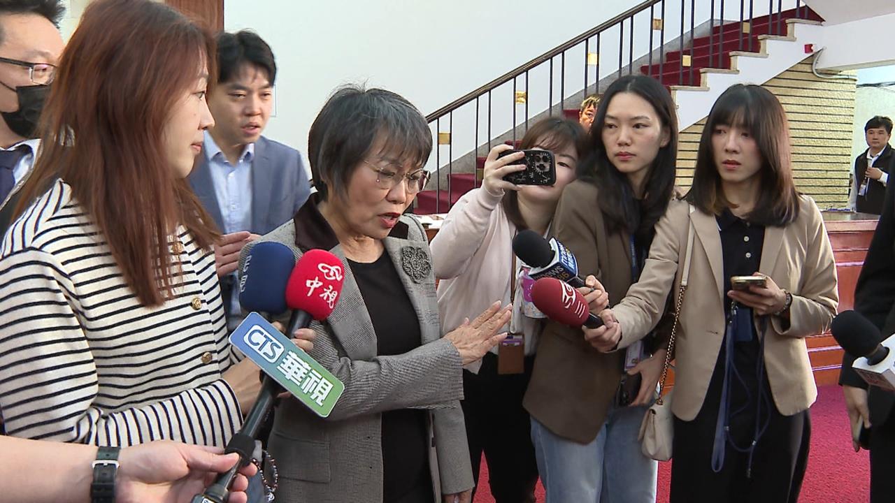 受訪遭民眾黨批「耍官威」　劉世芳還原：胸部被碰到