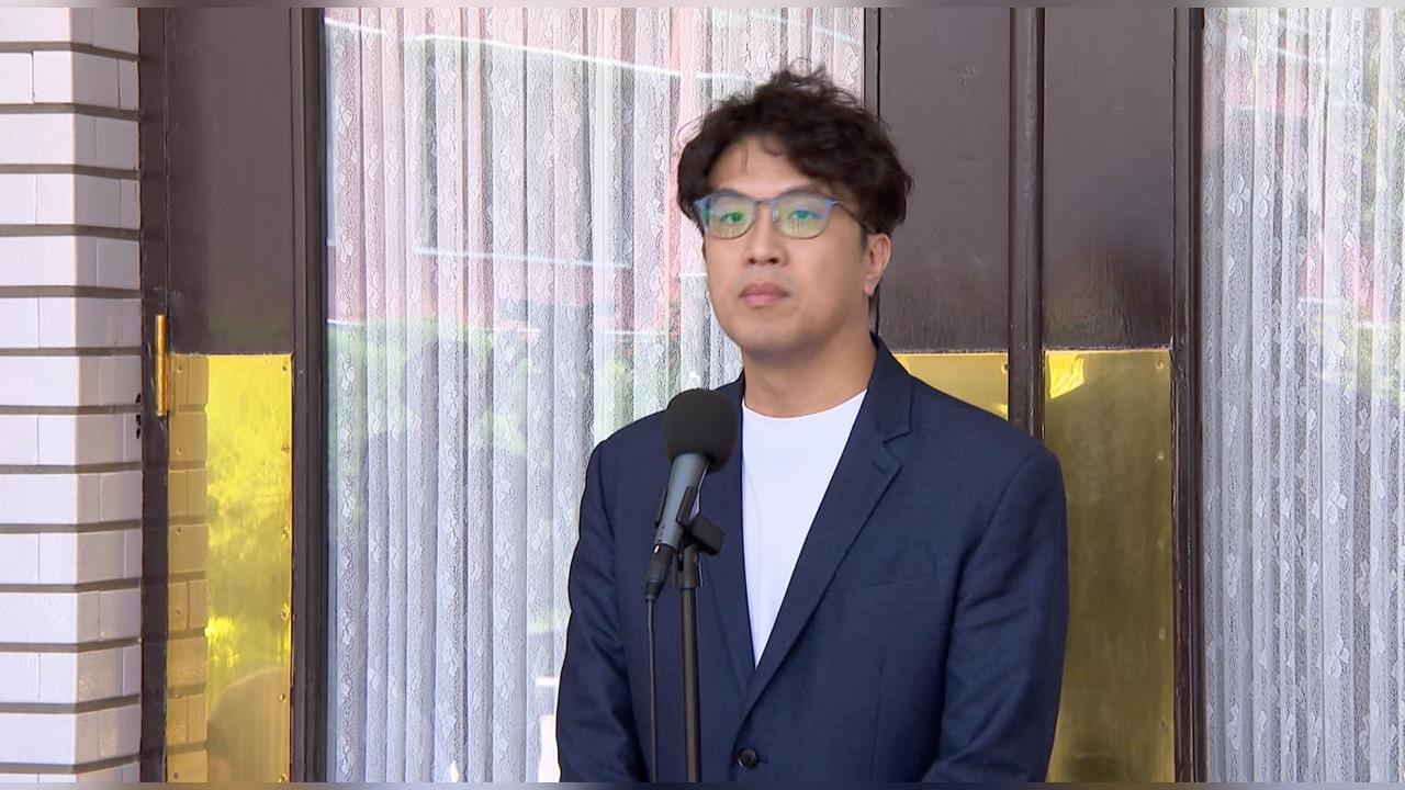快新聞／沈伯洋「借柯打蔣」？本人犀利回應　暖心挺李多慧「是一家人」
