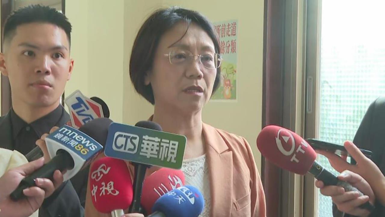 翁曉玲臉超腫！扯中油庇護工場採購「0執行」遭甩數據打臉　他嗆：小學都不會算錯