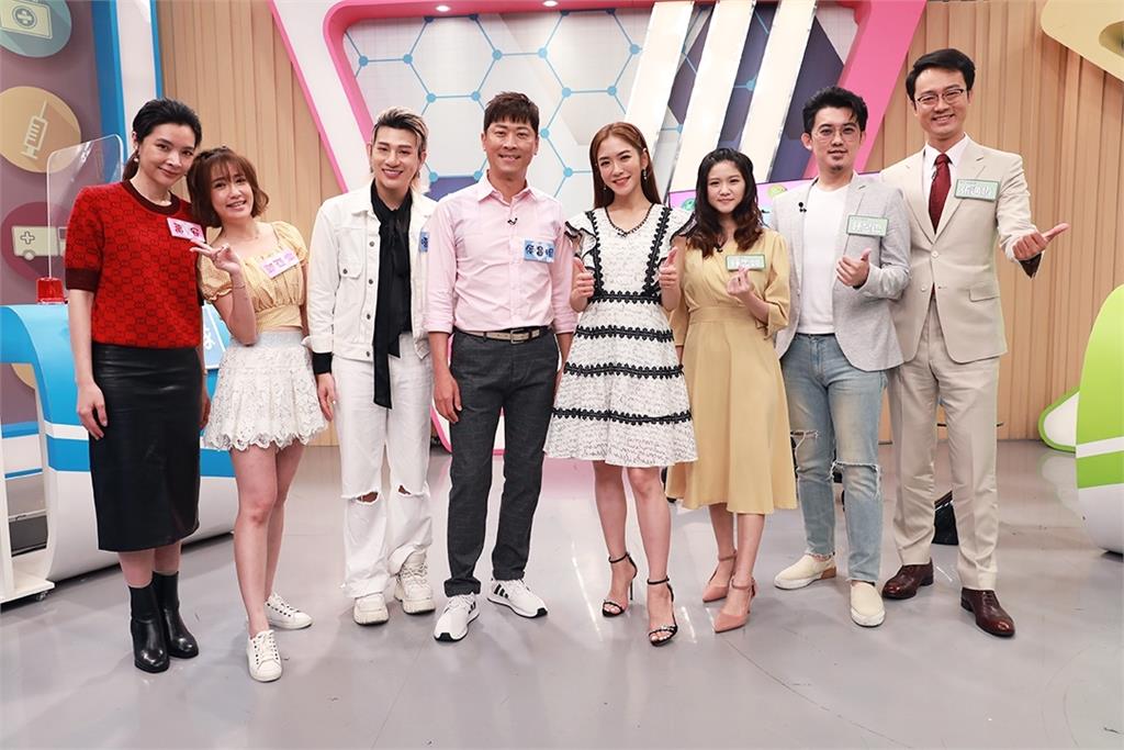 《醫學大聯盟》嘻小瓜遇恐怖情人！控制狂用門夾手砸東西