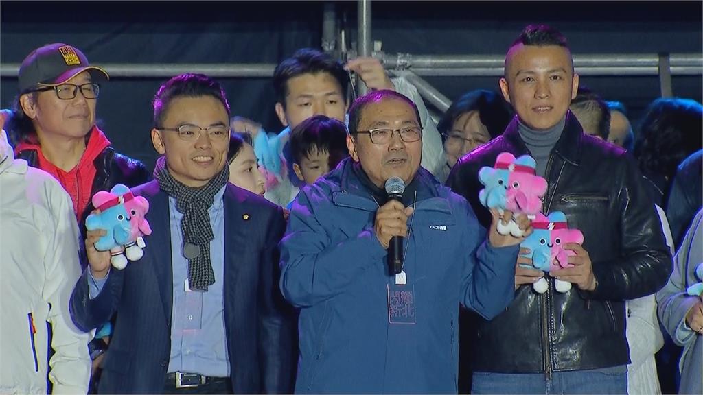 全台最早跨年煙火！漁人碼頭長達13分14秒