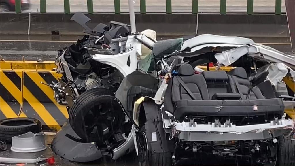 電動車自撞護欄車斷兩節釀2死　酒測結果曝！