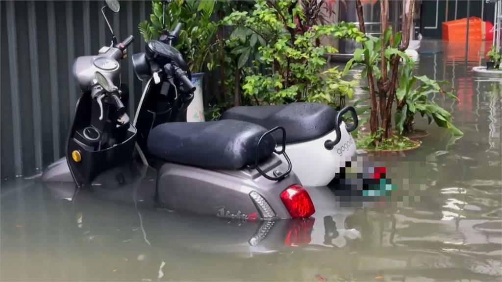20年不曾淹水！建商施工堵排水　台南鬧區逢雨就淹