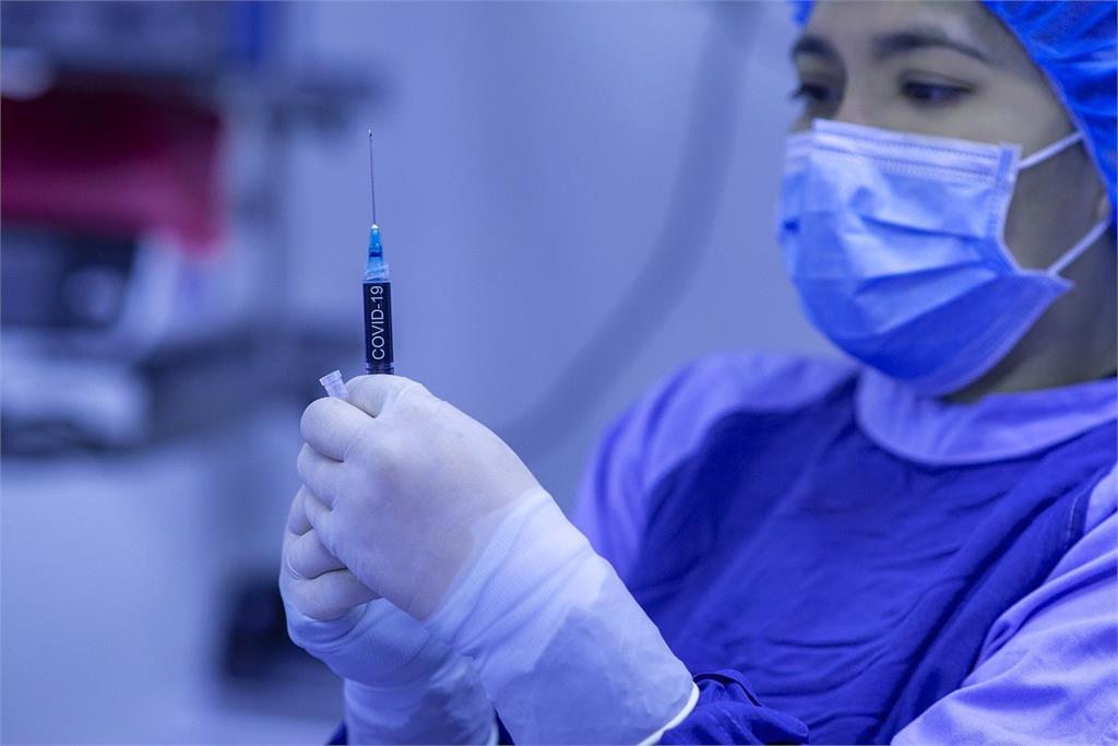 快新聞／日本最快12月接種第3劑疫苗　醫療人員優先