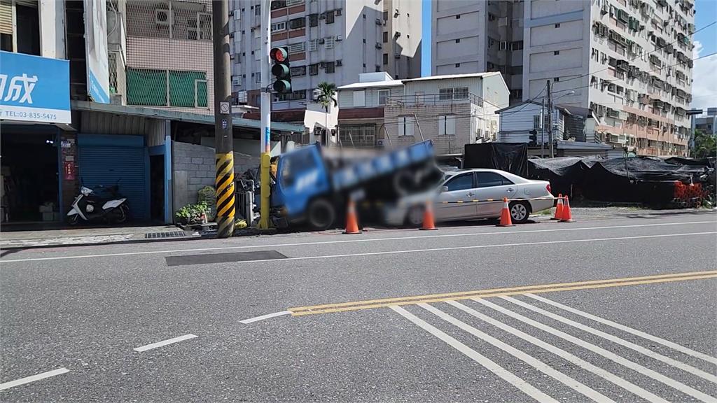 花蓮男逆向撞車稱陽光刺眼　警見「不尋常動作」揪毒駕