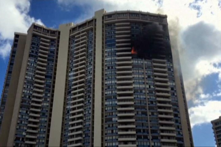 夏威夷36層大樓火警 至少3死數百人撤離