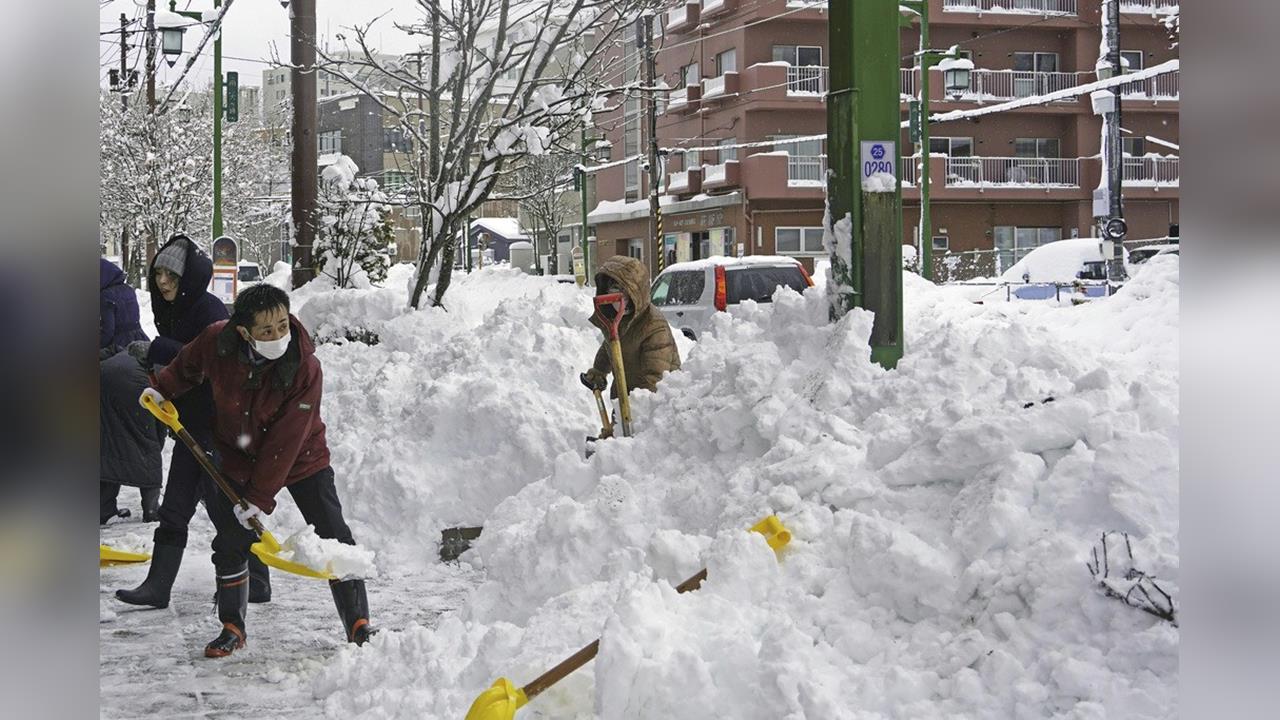 日眾院大選明登場　強碰降雪高峰逾4成投票所提前關
