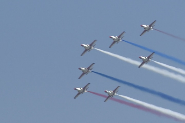 主力機型精彩操演 花蓮空軍營區週末開放