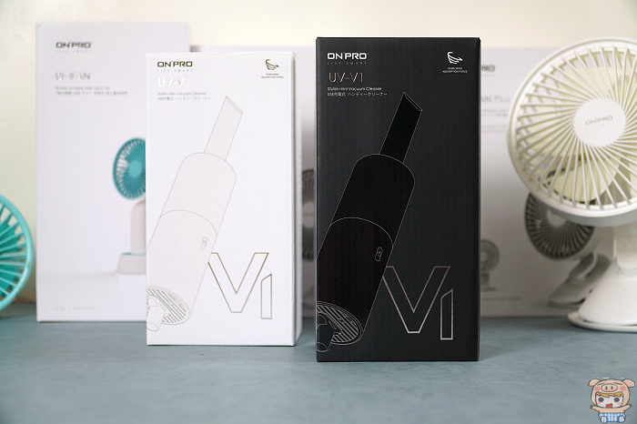 大吸力 小機身 輕巧好收納 而且還可以吹氣 ONPRO UV-V1 USB充電式日風迷你吹吸兩用無線吸塵器 開箱 評測