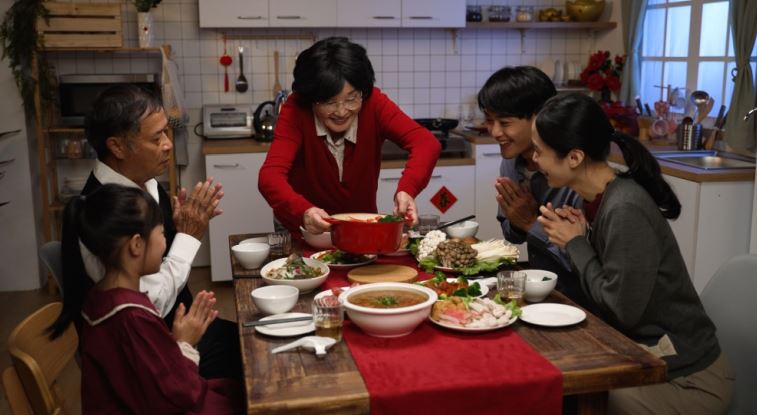 不甩三高開心吃年菜！ 營養師：用餐只需更改「1順序」，這道菜要最後享用