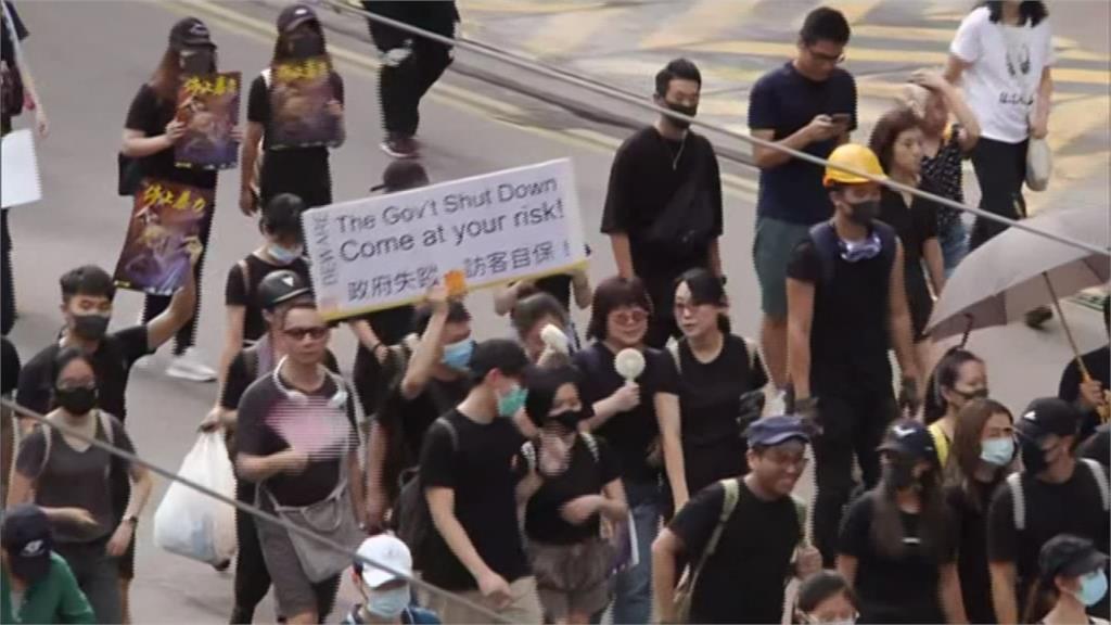 反送中示威再升級！郭文貴爆：香港將戒嚴