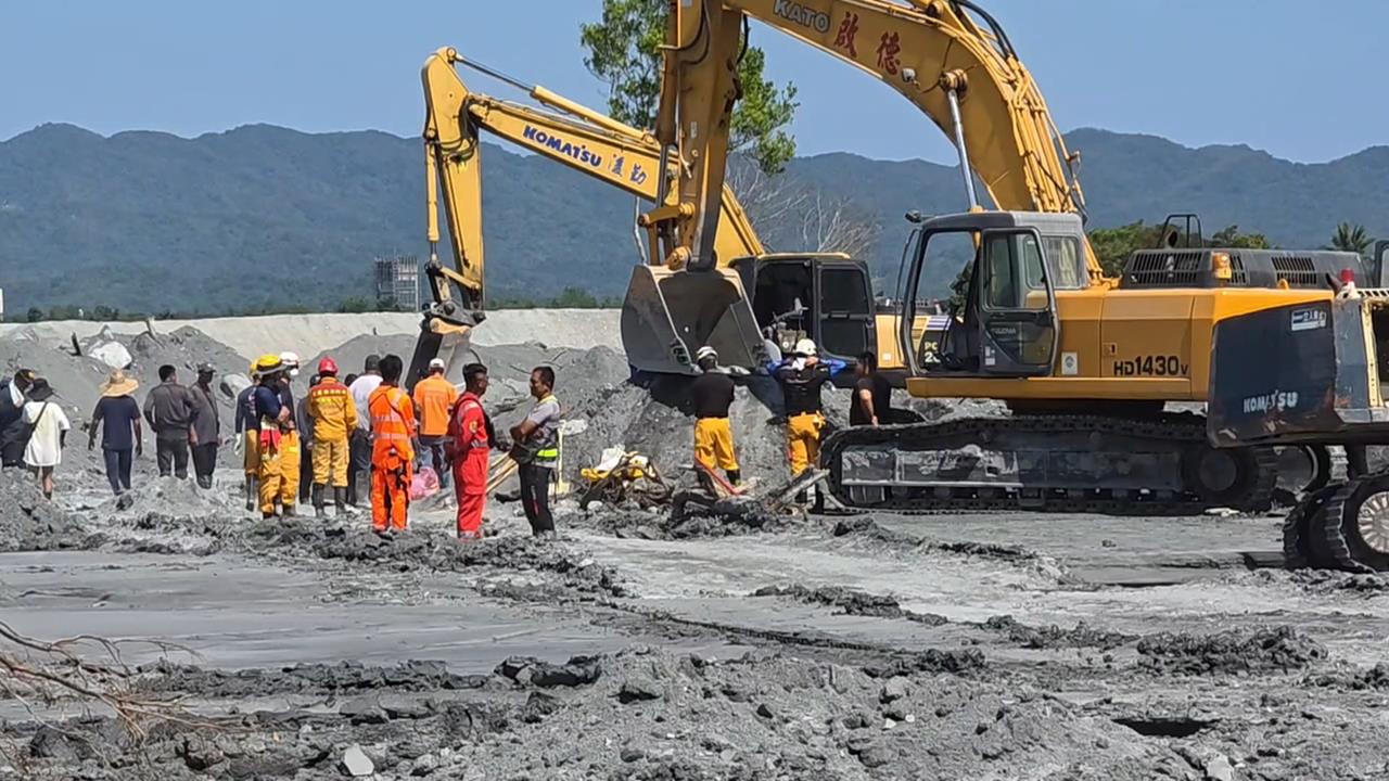 政旺砂石場老闆娘找到了！　「連人帶車」深埋2米砂土中