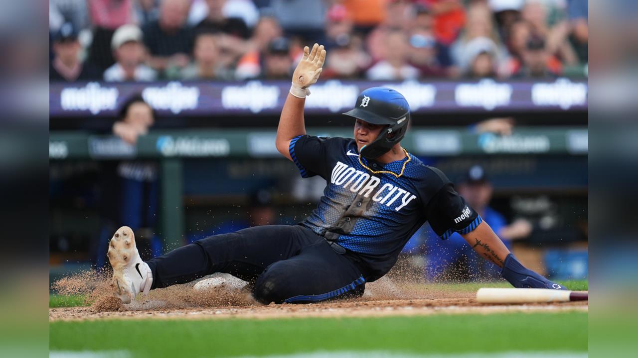 MLB(影)／「台灣怪力男」李灝宇敲安棒打洋基賽揚王牌！打擊率破2成3手感回溫中