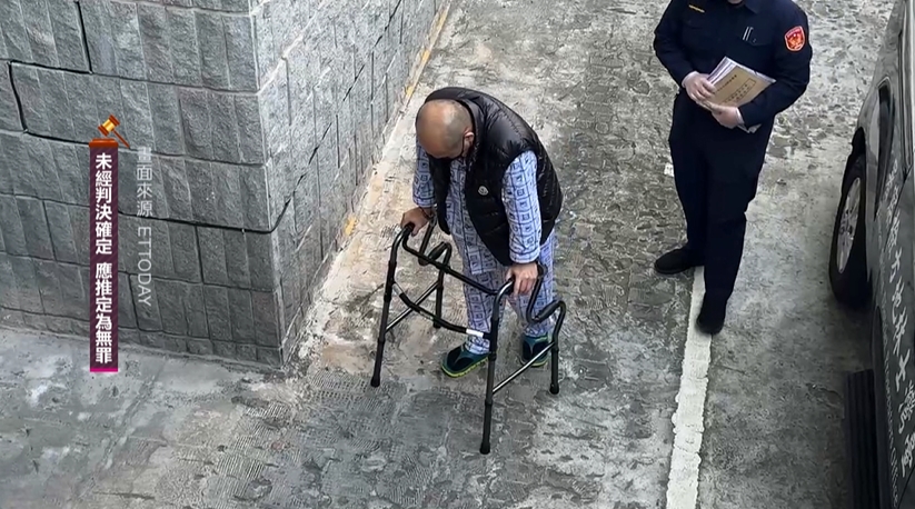 捲恐嚇富商案！前四海幫角頭郝廣民「雙手銬助行器」遭拘提