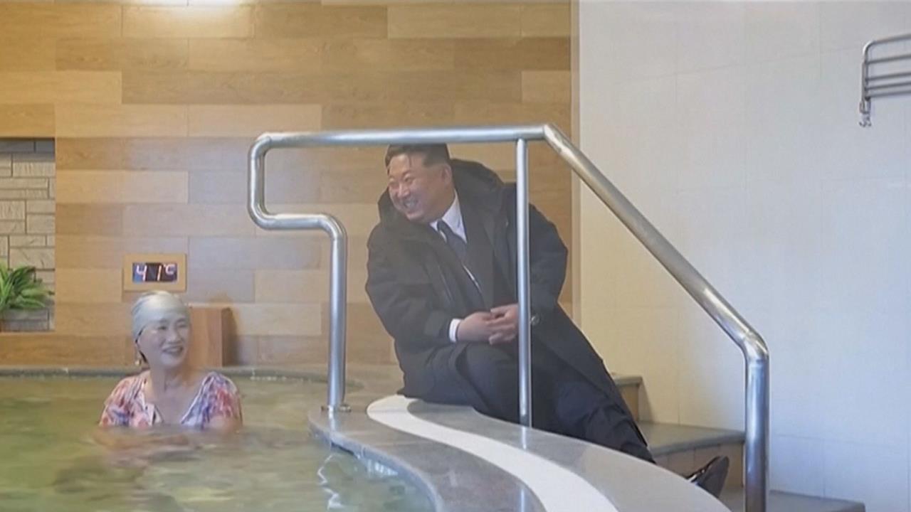 金正恩視察看熟女泡湯　網驚呆：一度懷疑是AI