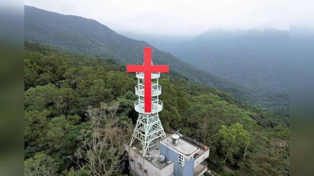 超自然現象？屏東北大武山「神秘紅色光芒」　真相公開竟是「這一物」