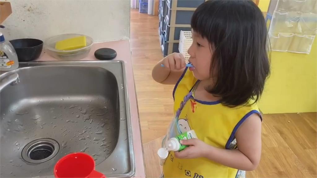 矯枉過正？幼兒園不讓小孩脫口罩刷牙　北市府急公布指引