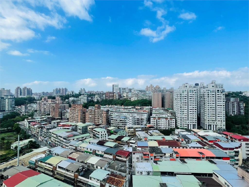 新青安鬆綁「水龍頭開大一點」！有助緩解首購族壓力　專家提醒：別期待房價反彈