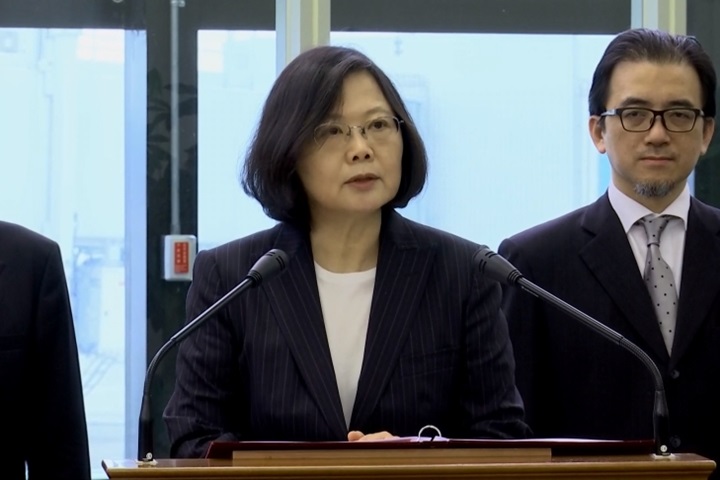 小英出訪小國友邦 遭揶揄「應該找大國」