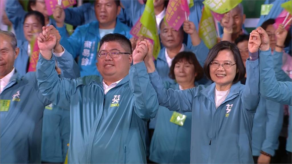 快新聞／與韓國瑜嘉義造勢比拚 蔡英文：民進黨最強團隊已正式就位