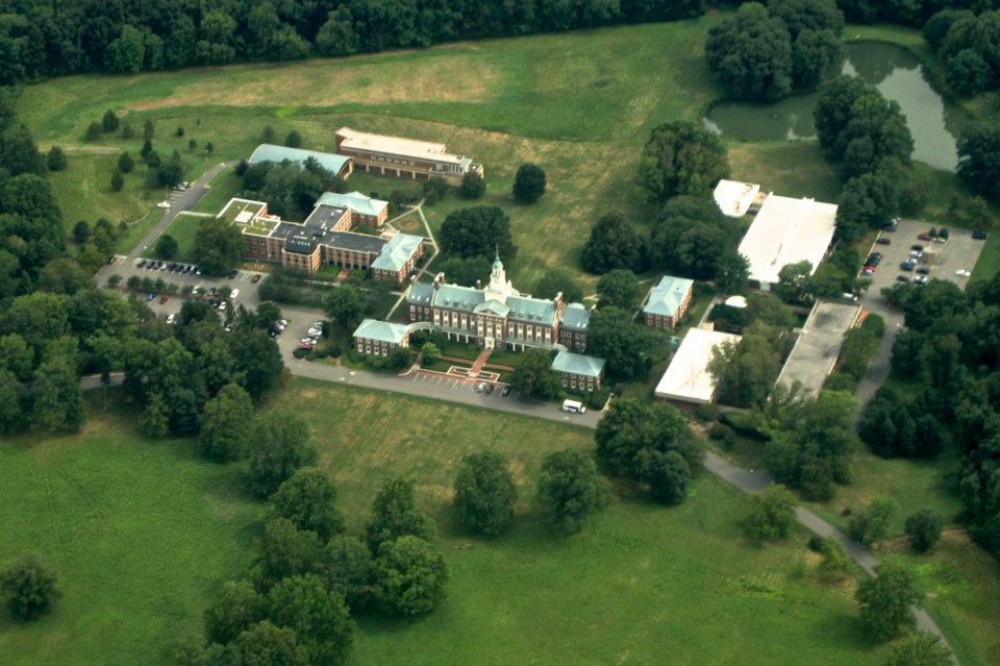 新自由主義治理之所以強調權力下放