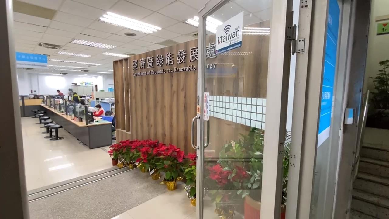 哪來的膽? 彰化約聘公務員欠賭債 "變造縣長章"詐財