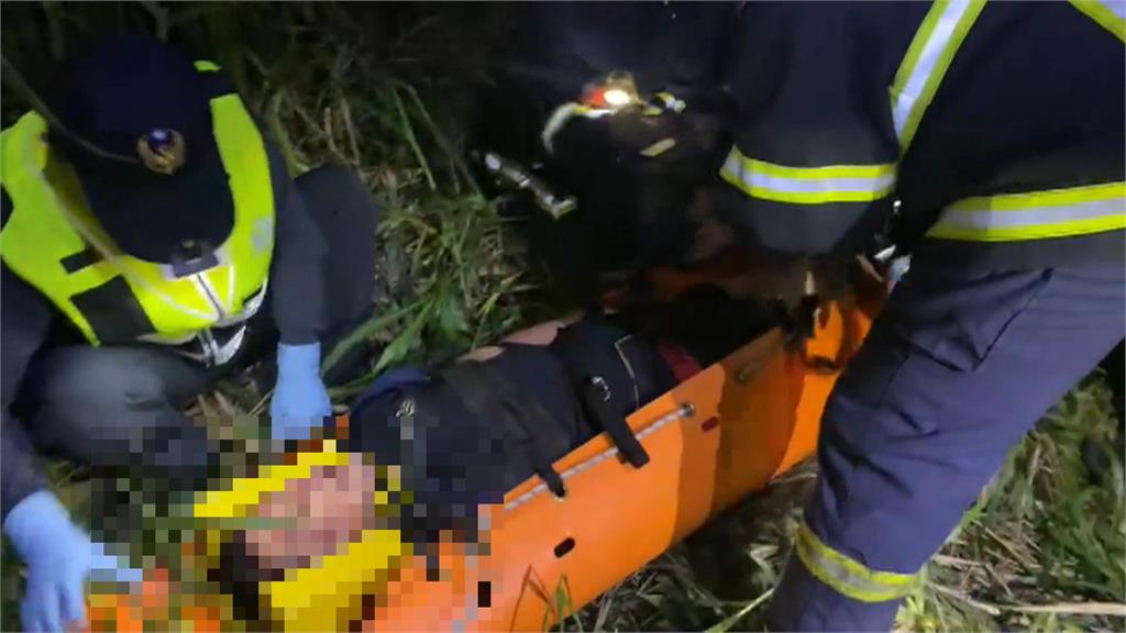 又是苗栗銅鑼路段！　車失控撞破護欄衝落邊坡