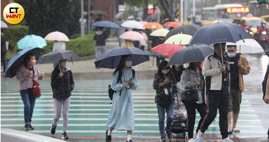 母親節天氣出爐！明全台偏涼有雨　下週鋒面又要來了