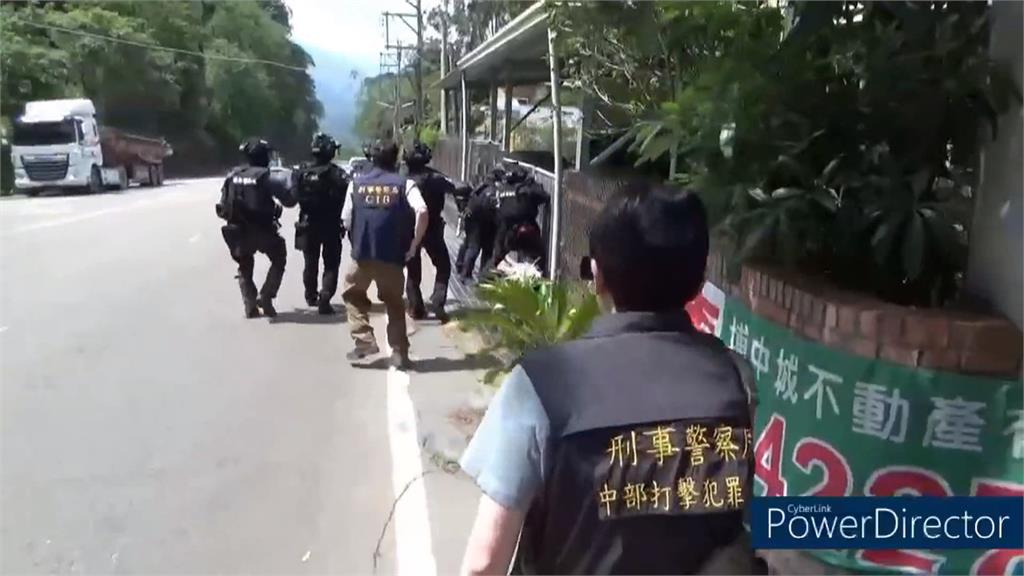 南投山區藏黑槍　刑事局緝獲1長1短槍、子彈200發