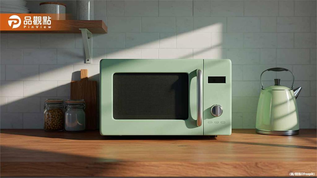 微波爐食物不是放正中間！「這位置」才是黃金加熱點