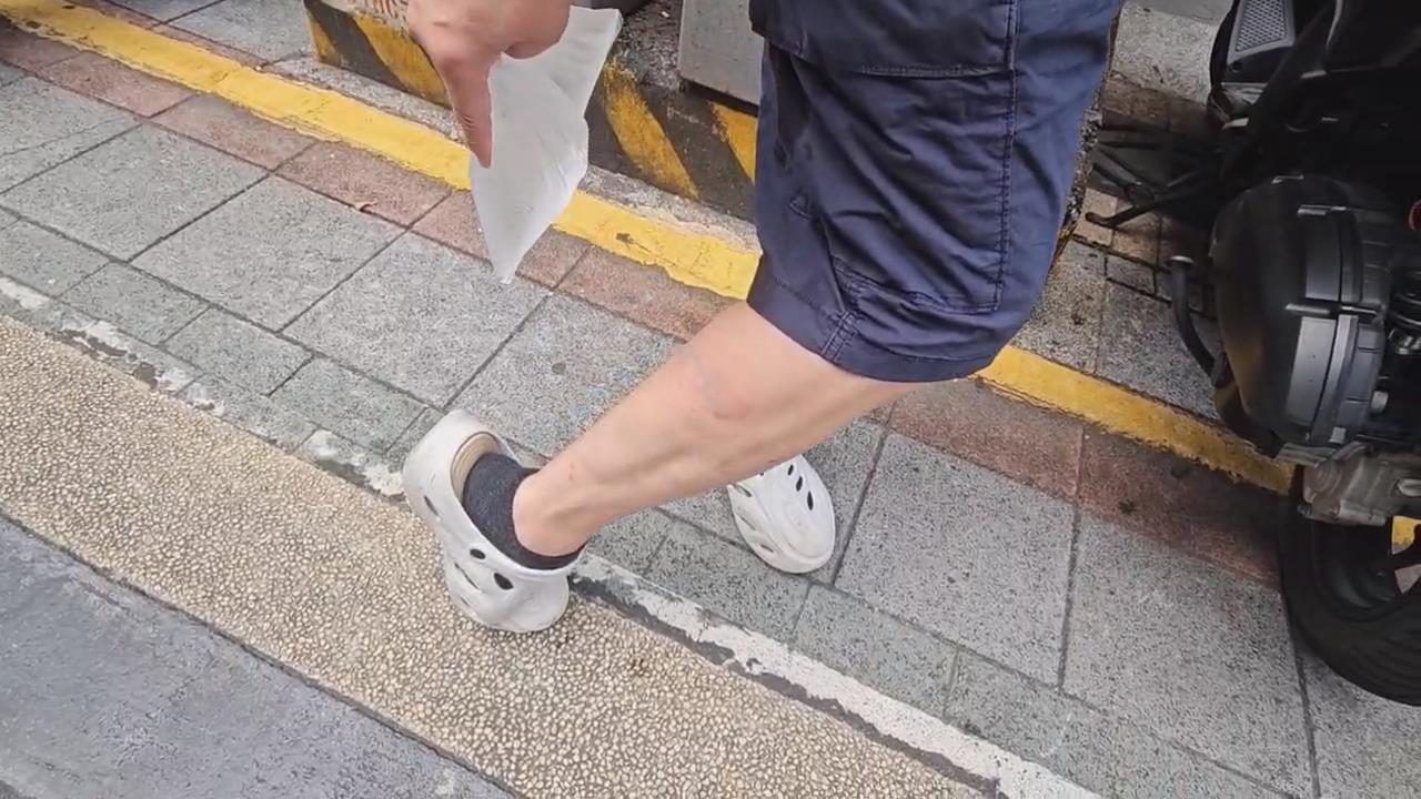 民眾遭機車排氣管「燙吻」檢舉改管　監理站：一切合規