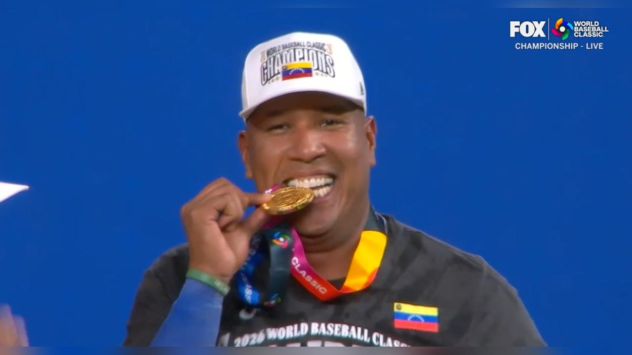 經典賽(影)／四朝元老終於嗑金牌！委內瑞拉「皇家鐵捕」從最幼齒蹲到變最老隊長