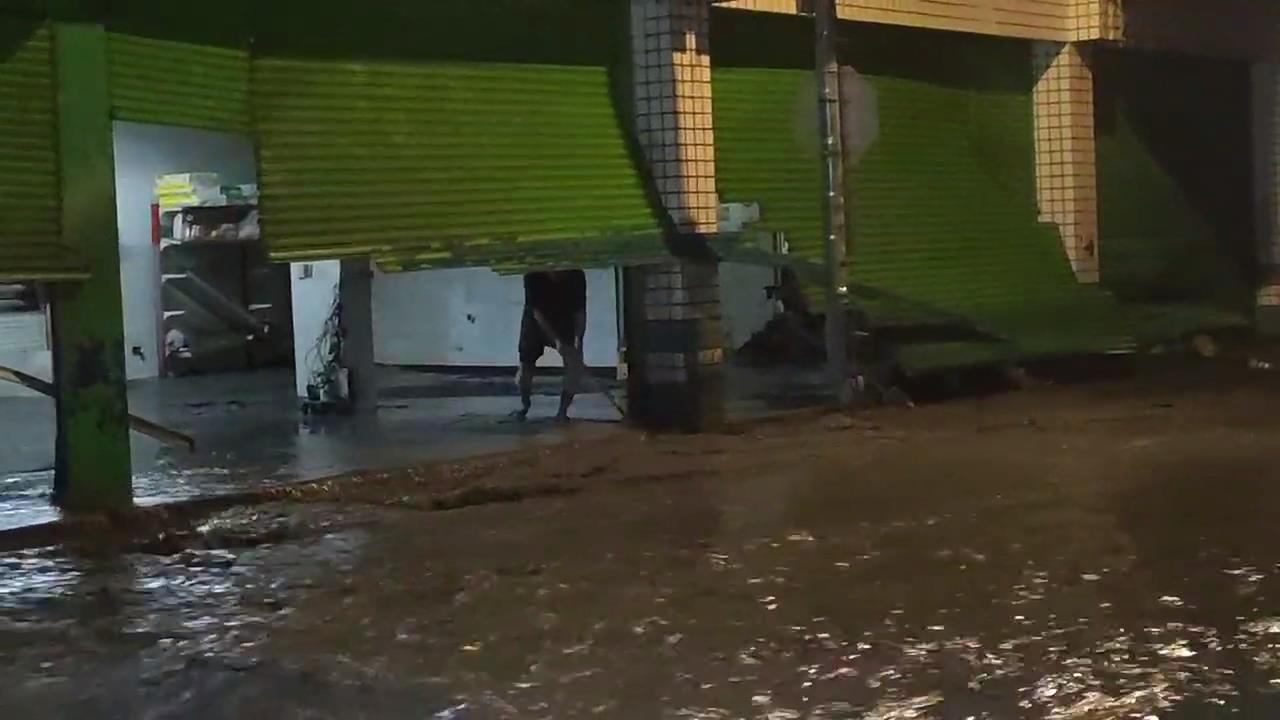 全力搶救！　花蓮光復糖廠設指揮中心　貨車挺進災區送水.送物資.救受困民
